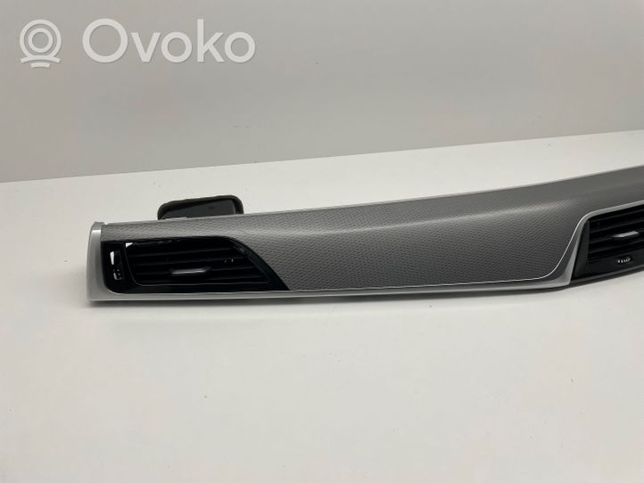 BMW 5 G30 G31 Centrālais gaisa ventilācijas režģis 9329579