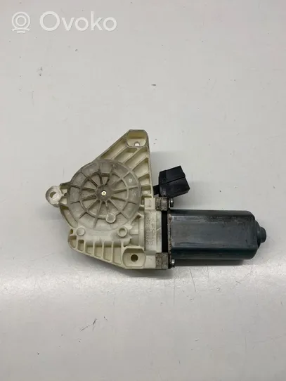 Mercedes-Benz S W221 Front door window regulator motor A2218202842