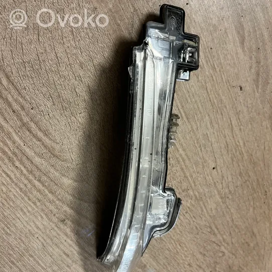 Volvo V60 Spiegelblinker 3100929