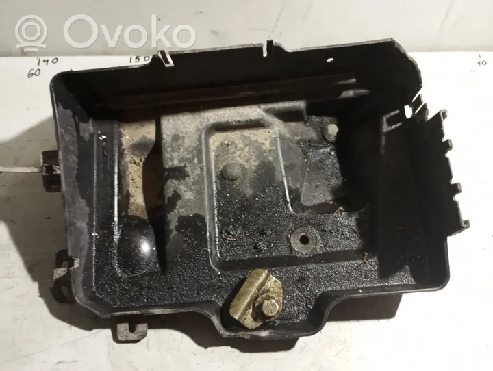 Opel Zafira B Couvercle de boîtier de batterie 13234223