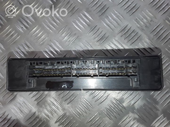 Hyundai Trajet Module de contrôle de boîte de vitesses ECU 9090930081A3