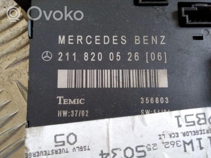 Mercedes-Benz E W211 Centralina/modulo portiere 2118200526