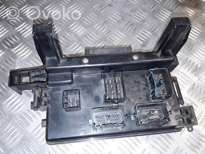 Chrysler 300 - 300C Module de fusibles 7140179830