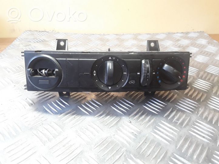 Mercedes-Benz Sprinter W901 W902 W903 W904 Oro kondicionieriaus/ klimato/ pečiuko valdymo blokas (salone) 74553303