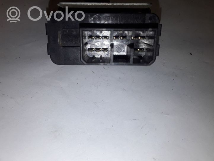 Mitsubishi Pajero Unidad de control/módulo de alarma MR587327