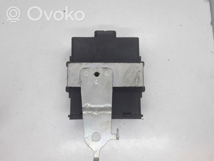 Toyota Avensis T270 Durų elektronikos valdymo blokas 8974105081