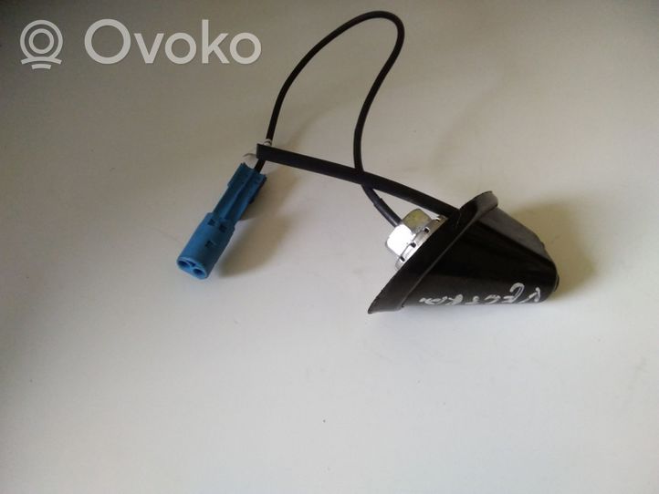 Opel Antara Antena (GPS antena) 13556501E