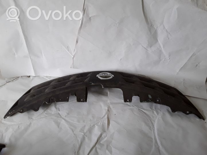 Nissan Murano Z50 Maskownica / Grill / Atrapa górna chłodnicy 62310CA000