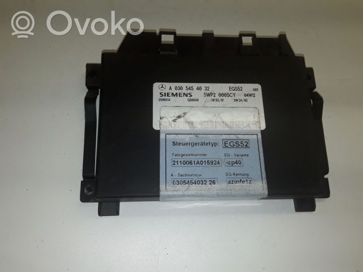 Mercedes-Benz E W211 Sterownik / Moduł ECU A0305454032