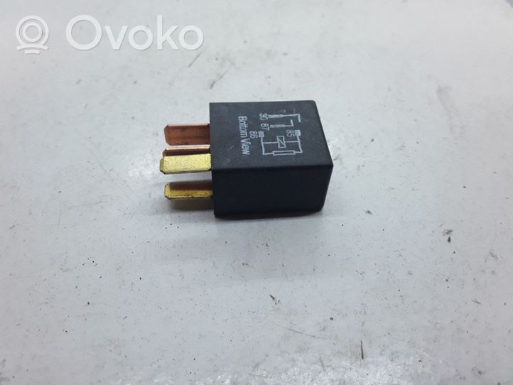 Suzuki Grand Vitara I Other relay 2161A31D