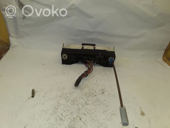Volkswagen Polo IV 9N3 Other air conditioning (A/C) parts 6Q0819445