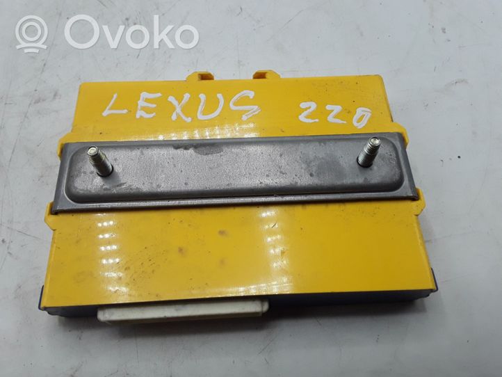 Lexus IS 220D-250-350 Module de contrôle sans clé Go 8999053030