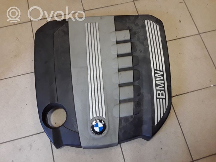 BMW 7 F01 F02 F03 F04 Couvercle cache moteur 13717802848