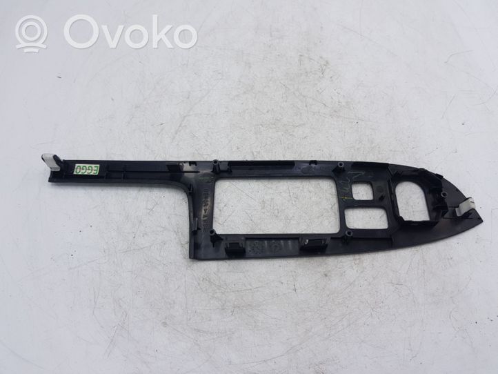 Honda Accord Etuoven ikkunan kytkimen kehys 83591SEA