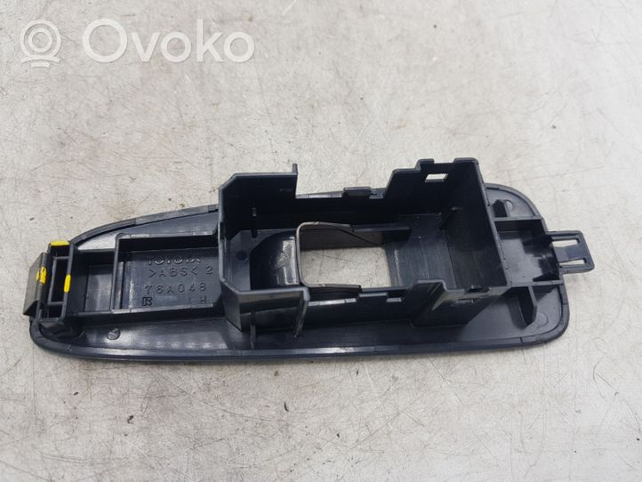 Toyota Previa (XR30, XR40) II Support bouton lève vitre porte avant 76A048