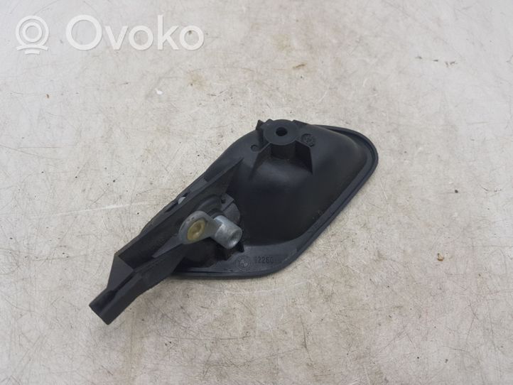 BMW 7 E38 Front door interior handle 8226049