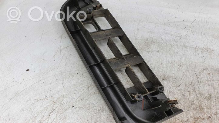 Nissan X-Trail T30 Support bouton lève vitre porte avant 809498H700