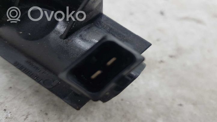 BMW 5 E60 E61 Solenoidinis vožtuvas 70057903