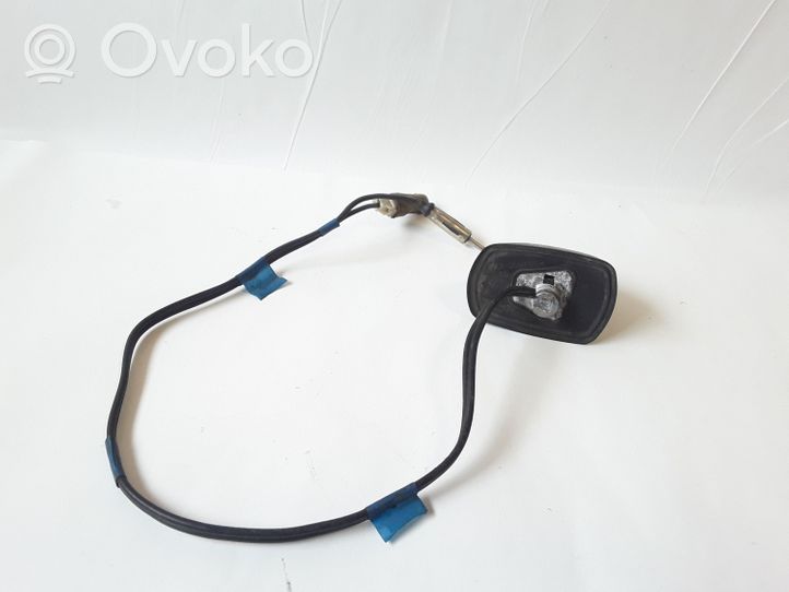 Lexus RX 300 Radion antenni V300919E