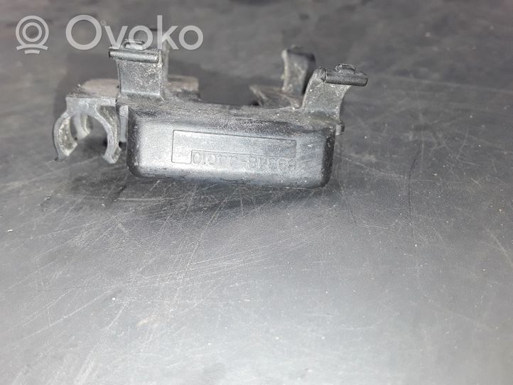 Lexus GS 300 350 430 450H Support de capteur de stationnement arrière PDC 8934844010