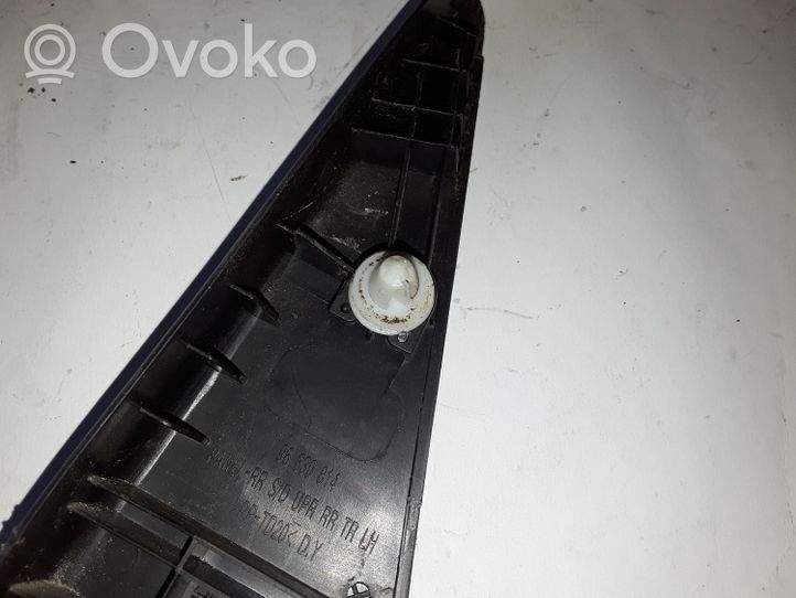 Chevrolet Captiva Moulures des vitres de la porte arrière 96630814