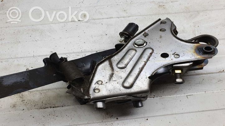Toyota Corolla Verso E121 Sankabos pedalas 