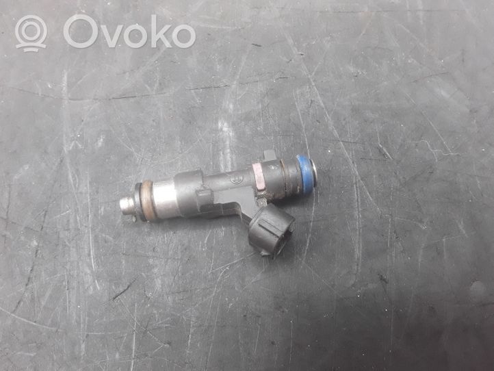 Infiniti QX56 Injecteur de carburant 0280158007