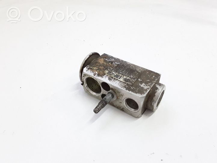 Ford Mondeo MK IV Valvola ad espansione dell’aria condizionata (A/C) 9G9119849AA