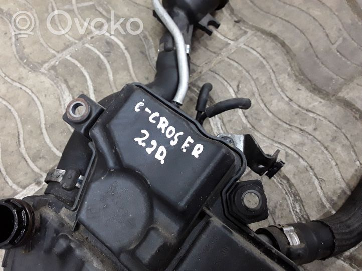 Citroen C-Crosser Separatore dello sfiato dell’olio 9653275280
