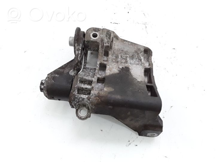 BMW X5 E70 Supporto di montaggio della pompa del servosterzo 32427799862