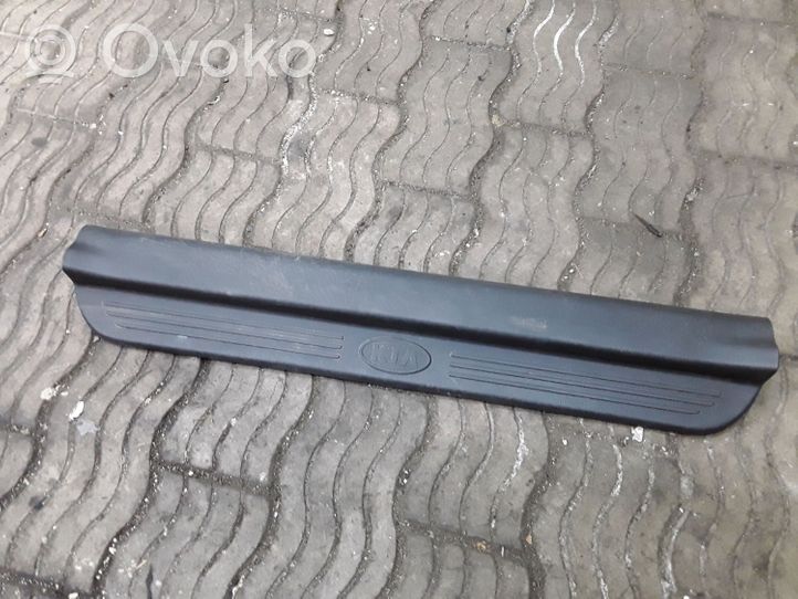 KIA Magentis Etuoven kynnyksen suojalista 858722G000