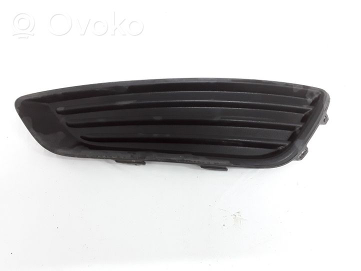 Ford Focus Grille antibrouillard avant F1EB19953A