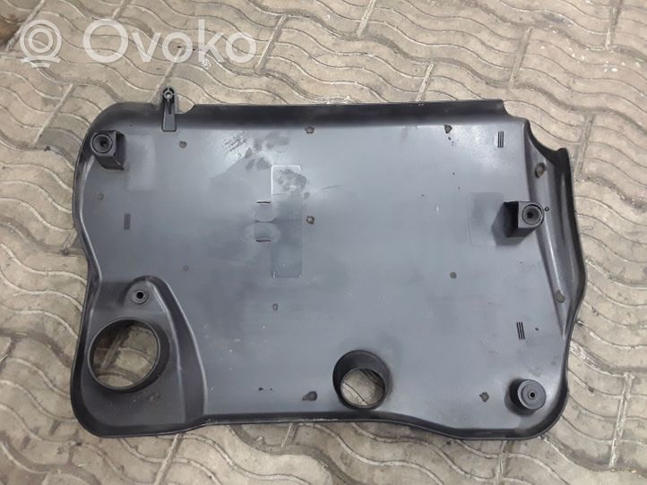 Land Rover Freelander 2 - LR2 Variklio dangtis (apdaila) 0111189B