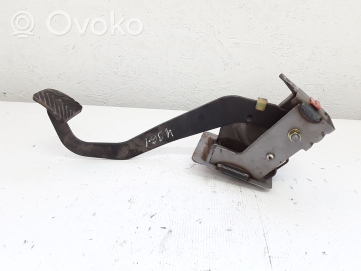 Hyundai Trajet Clutch pedal 7JUK