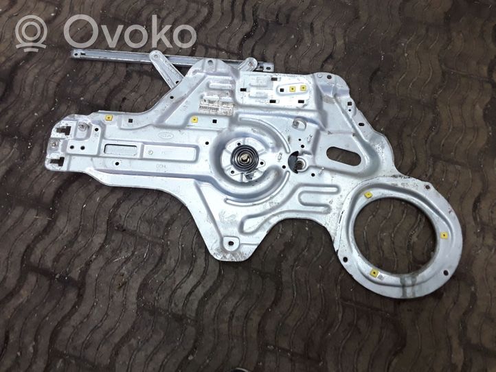 KIA Cerato Front window lifting mechanism without motor 824702F020