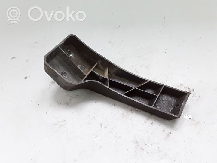 Opel Zafira C Support de pare-chocs arrière 13300747