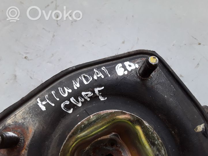 Hyundai Tiburon Podkładka / Gniazdo sprężyny tylnej 553212B000