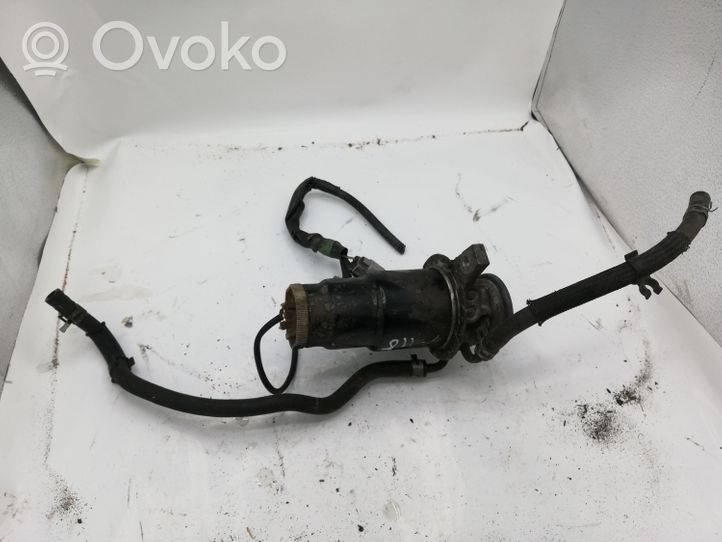 Toyota Avensis T220 Filtro carburante 30143230002