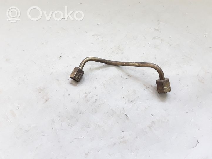 Hyundai Sonata Fuel injector supply line/pipe 