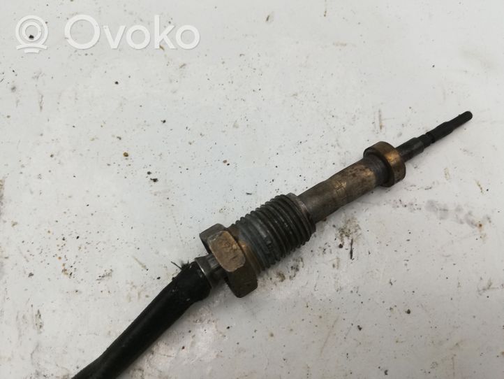 BMW X3 E83 Sensore di temperatura dei gas di scarico 17185551