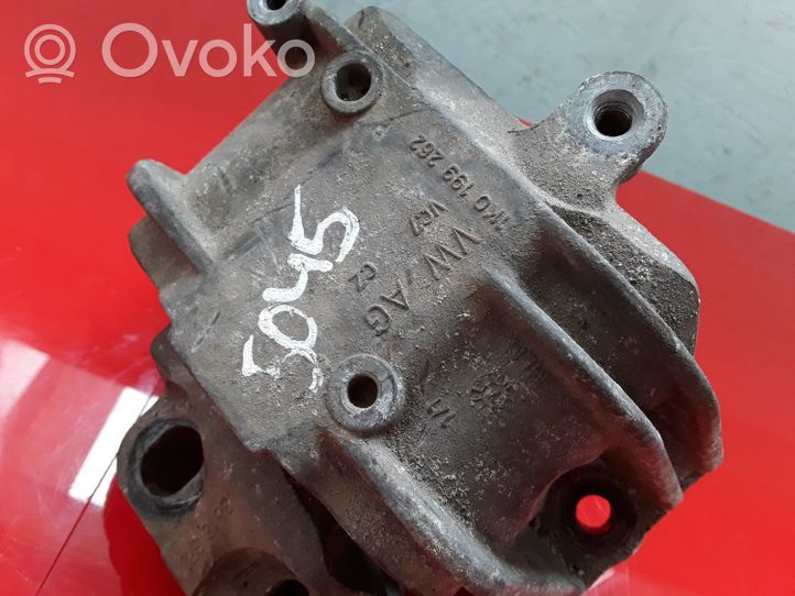 Volkswagen PASSAT B6 Supporto di montaggio del motore 1K0199262