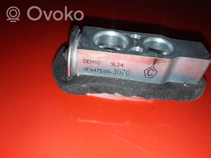 Toyota Auris 150 Ilmastointilaitteen laajennusventtiili (A/C) MF4475003070