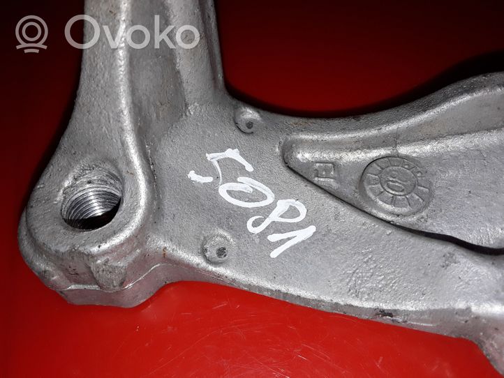 Nissan Qashqai Supporto di montaggio del motore (usato) 11253JD700