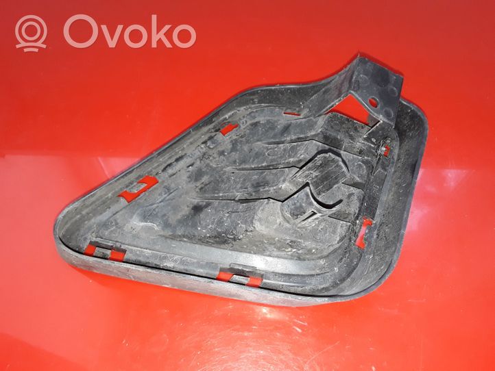 Toyota Verso-S Rejilla inferior del parachoques delantero 8148152250