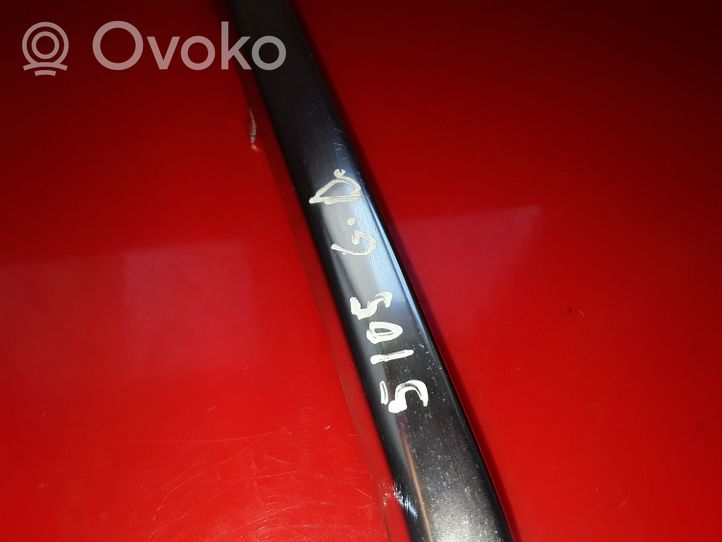 Volvo V40 Rivestimento vetro lato posteriore 8041730