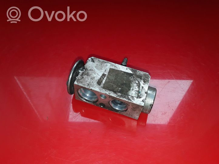 Ford Mondeo MK IV Valvola ad espansione dell’aria condizionata (A/C) 9G9119849AA