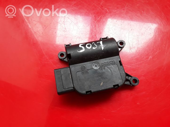 Seat Exeo (3R) Tuloilmaventtiilin käyttömoottori 8E1820511F