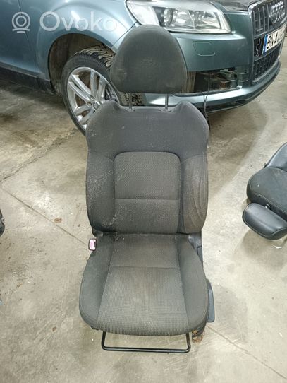 Subaru Legacy Kit intérieur 