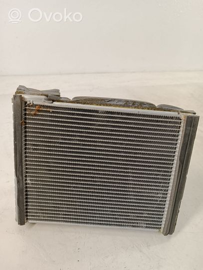 Suzuki SX4 Gaisa kondicioniera radiators (salonā) 