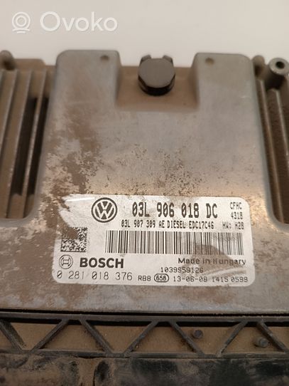 Volkswagen Caddy Variklio valdymo blokas 03L906018DC
